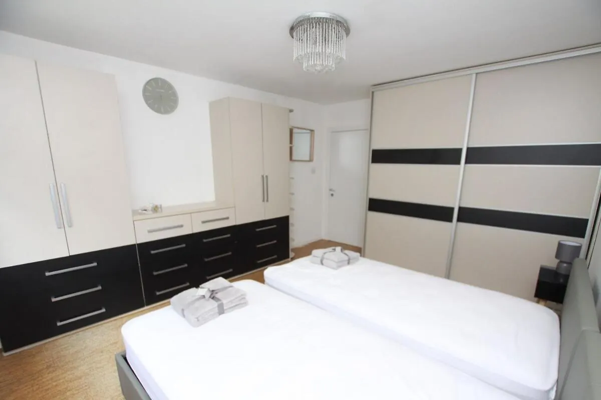 Dreamy Escape 2 Bed Apartment Bournemouth
